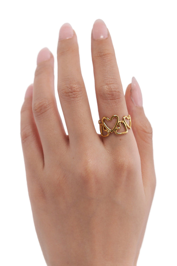 Golden Hearts Chain Ring